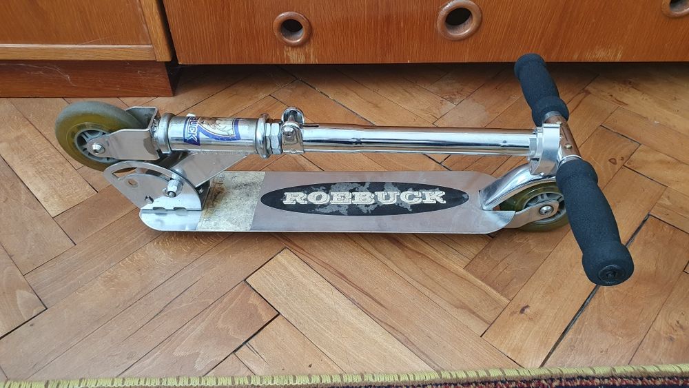 Продавам детска тротинетка