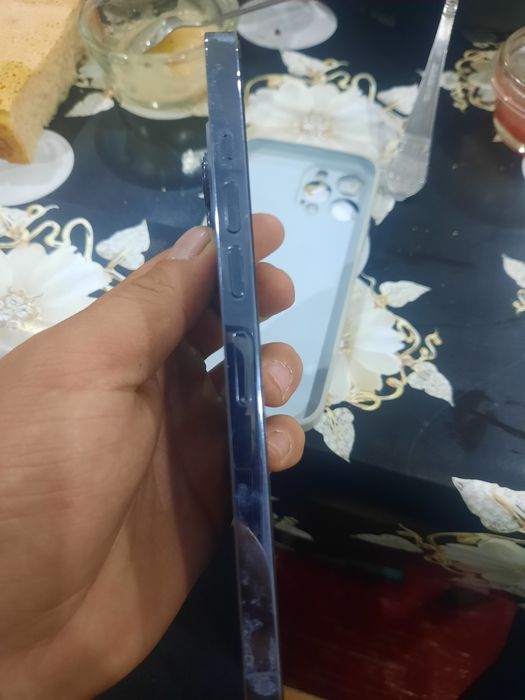 IPhone 13 pro макс новое с гарантией