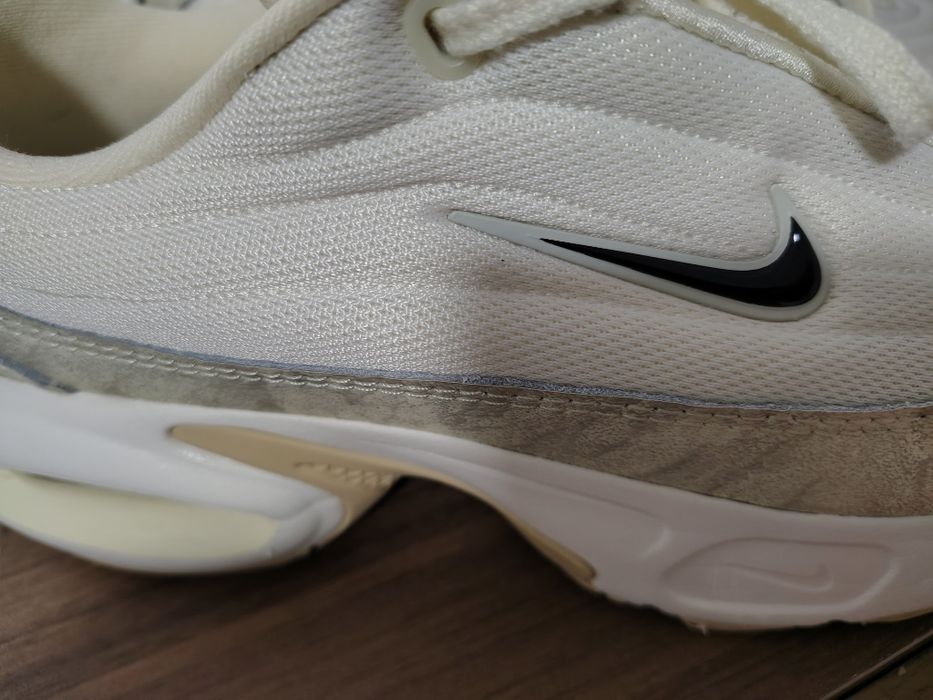 Маратонки Nike .