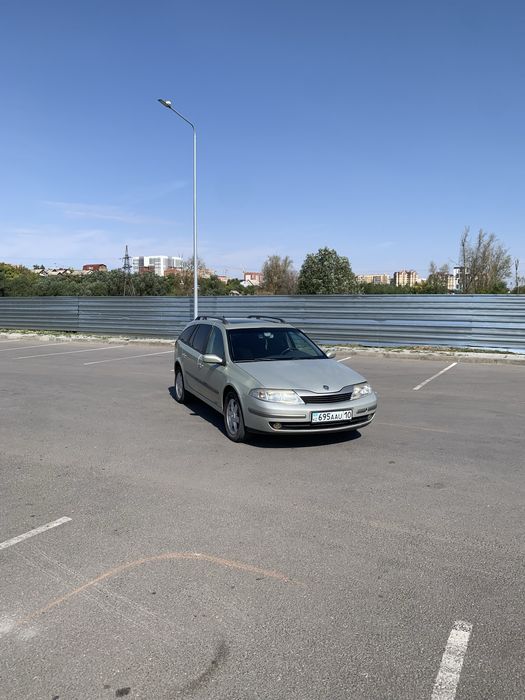 Рено лагуна 2 на полном ходу
