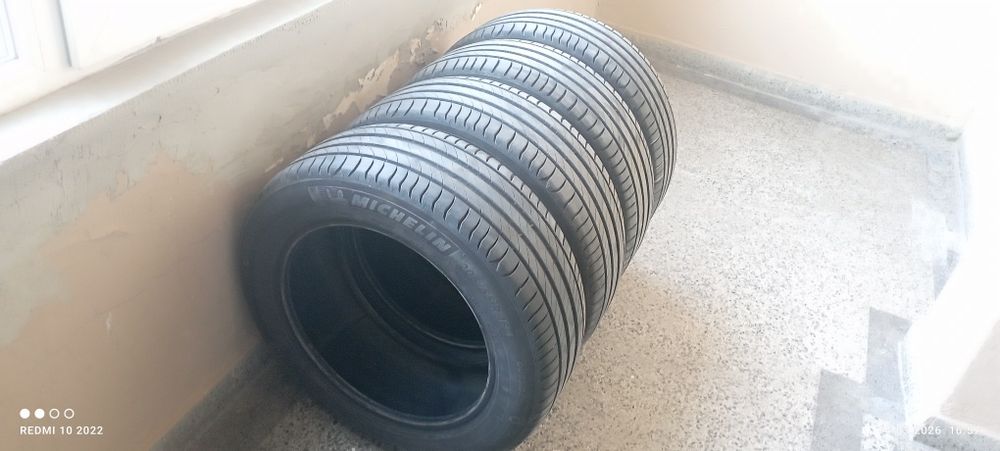 Гуми летни Мишелин 205/55/16 с дот 0923.