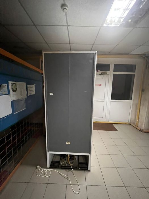 Продам холодильник