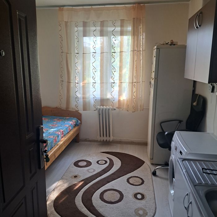 Proprietar vând cameră in centru la AFI