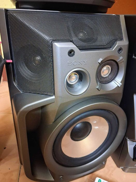 Музыкальный центр Sony