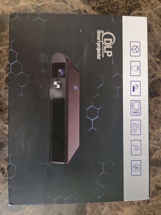 Продавам Преносим проектор