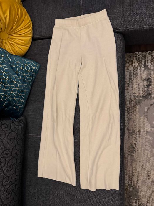 Бели панталони ZARA