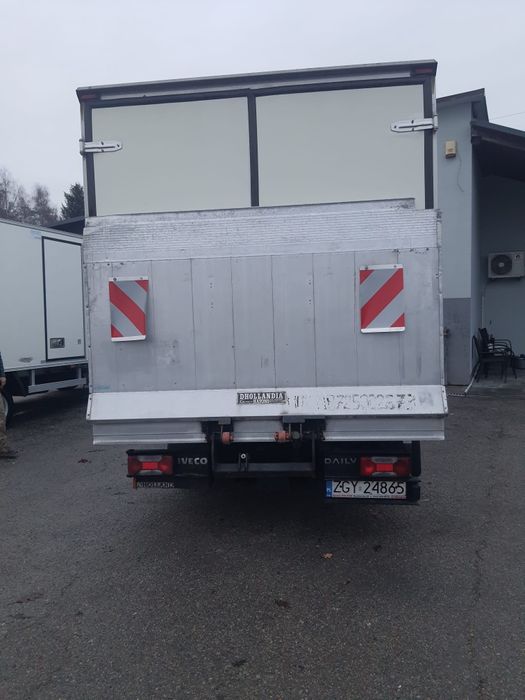 Iveco 35c15, frigorific 8 paleți lift 750 kg