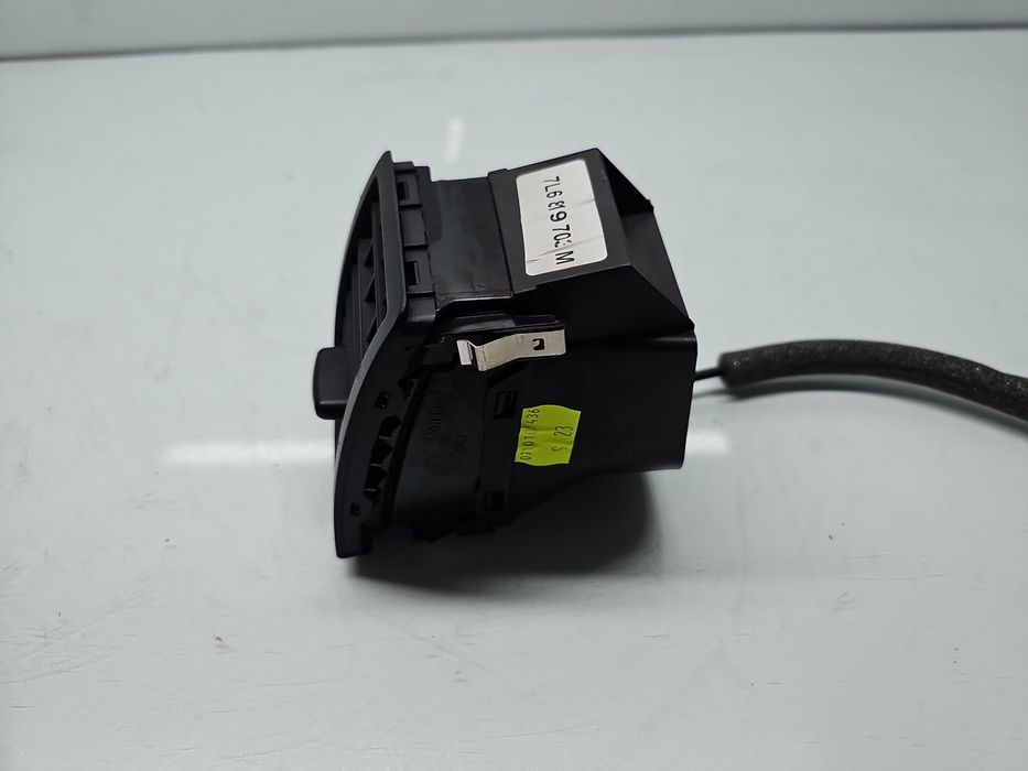 Grila aerisire dreapta Volkswagen Touareg (7LA, 7L6) [Fabr 2003-2010]
