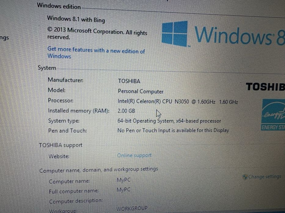 Laptop Toshiba 2gb ram,windows 8,functional