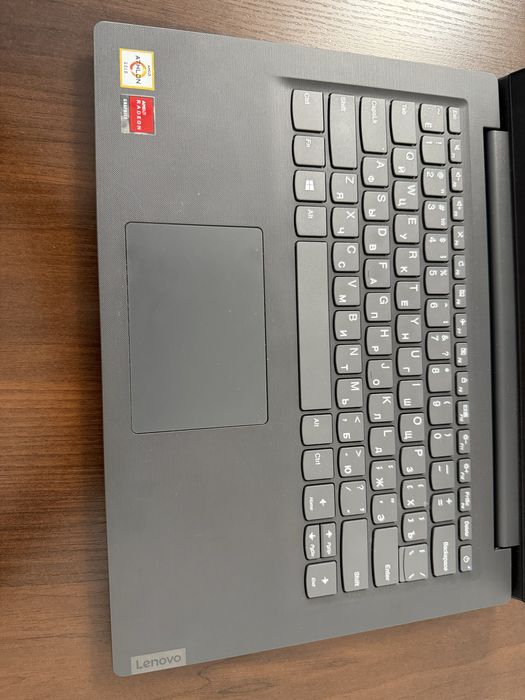 Продаю ноутбук Lenovo