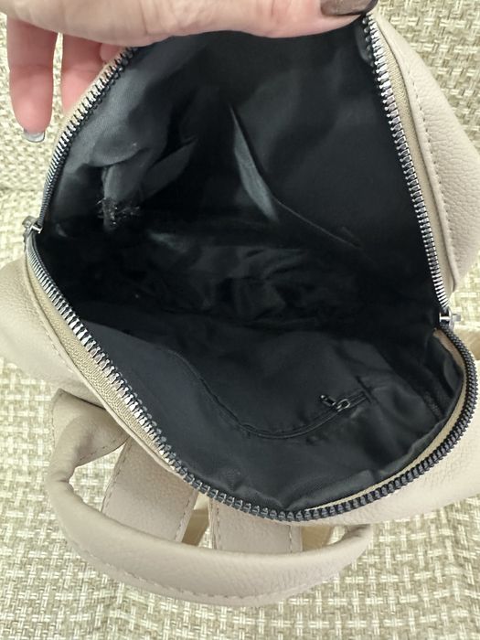 Продается женский рюкзак