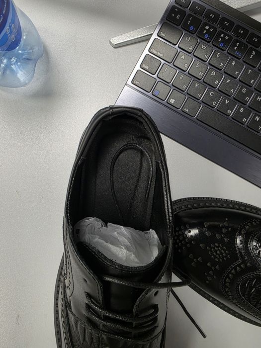 Продаю туфли броги