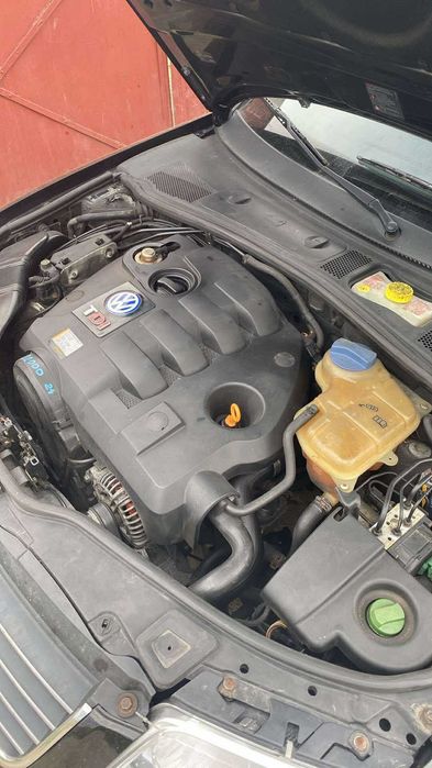 VOLKSWAGEN Passat 0 — imagine 2