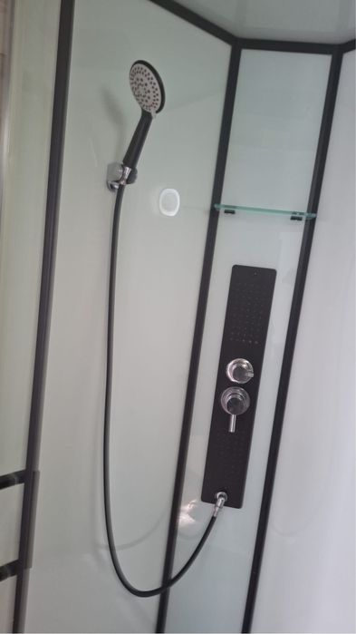 Cabina de dus in stare fiarte buna