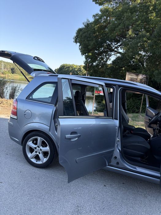 Opel Zafira 1.9cdti