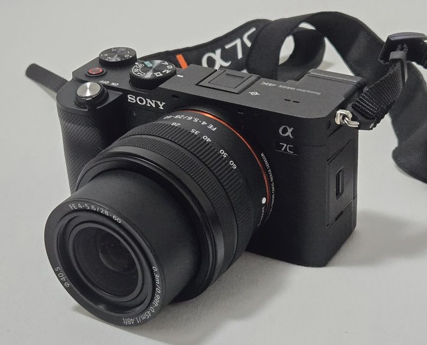 Sony A7C + Sony 28-60