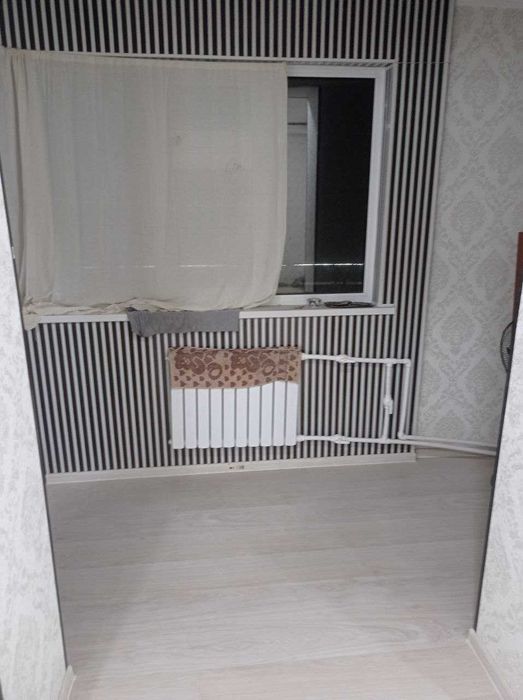 Navoiy shahrida Uy sotiladi. Narxi 600 mln. Kelishamiz. Variant bor.