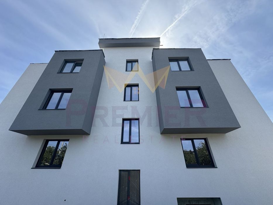 Продава се Тристаен апартамент в Варна, Изгрев - 98 кв.м за 1358 €/кв.м - Снимка #10