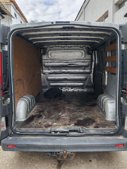 Opel Vivaro 2.0 diesel A/C