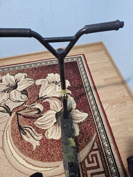 Самокат трюкавой