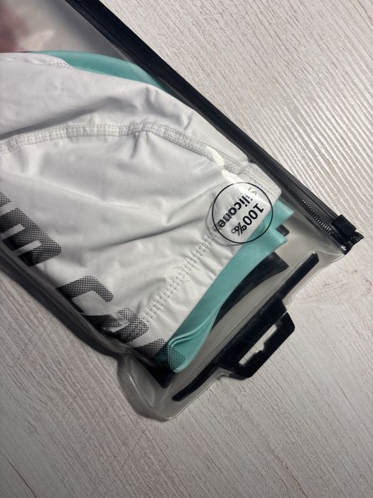 Шапочки для плавания