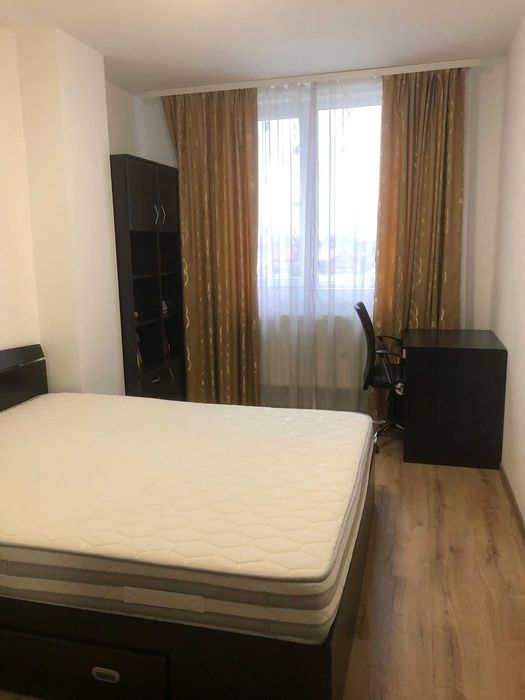 Dau in chirie apartament cu 3 camere in Iris