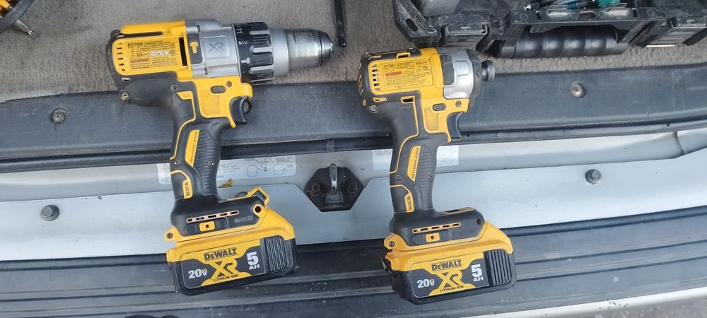 Продам комплектом ОРИГИНАЛ Dewalt