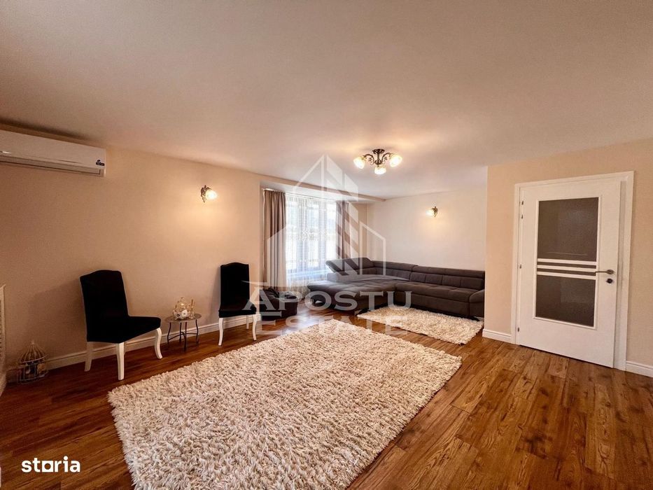 Casa 4 camere de vanzare, 2 bai, teren 535 Mp, Mosnita Noua