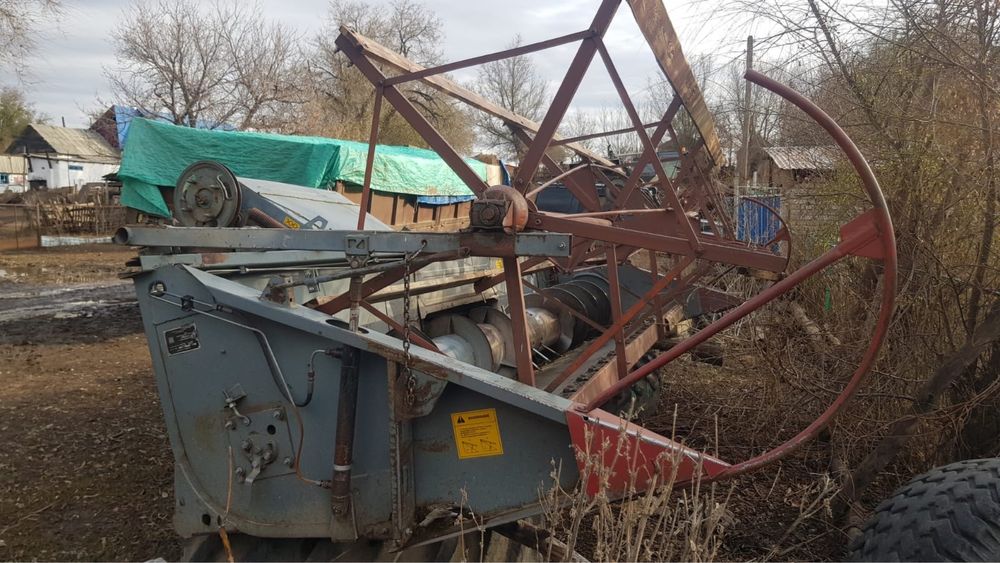 Продам комбайн нива эфект