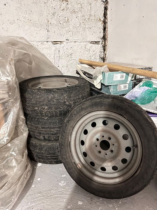 Шины летние в комплекте на штампах