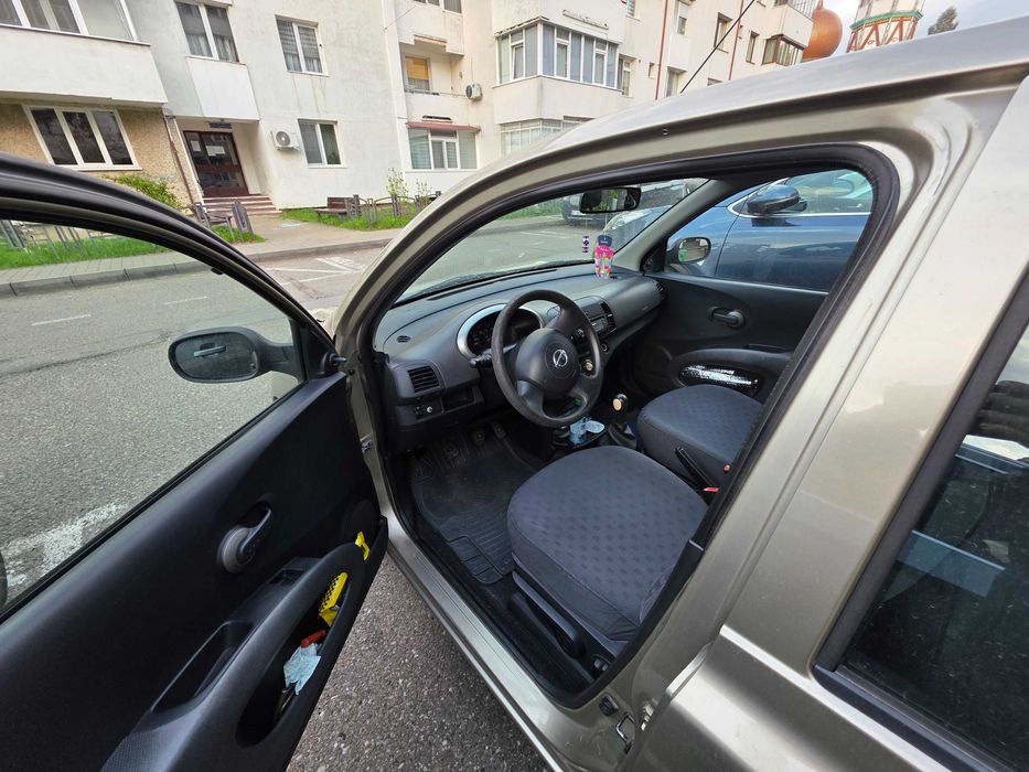 Autoturism Nissan Micra 2005