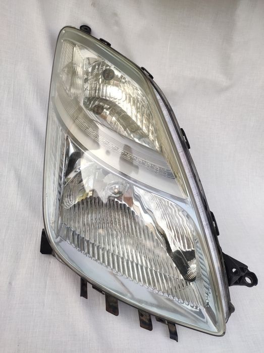 Far dreapta Toyota Prius 2 (XW20) - 11.2005-05.2009