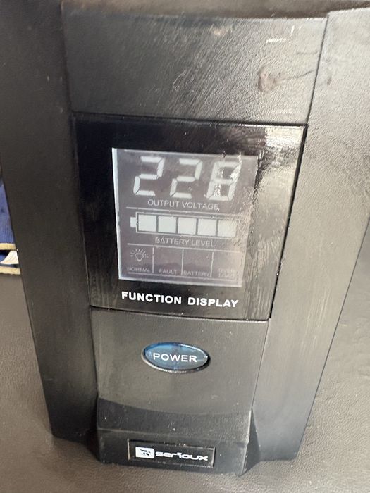 Ups serioux 800VA