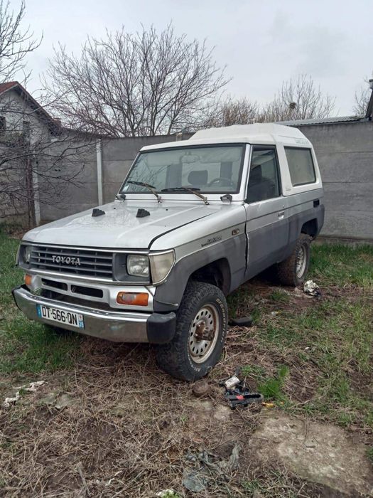 Dezmembrez Toyota Land Cruiser LJ70 LJ73 J90 piese grup punte bar