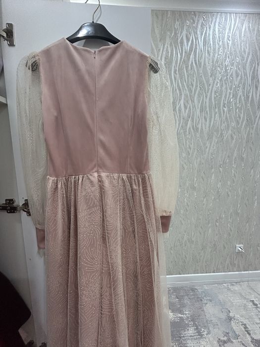 Платье нежное комбинированное