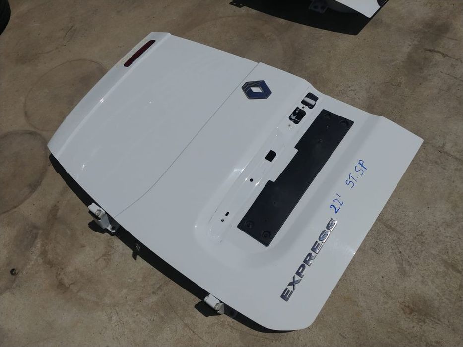 usa stanga spate renault express 2022