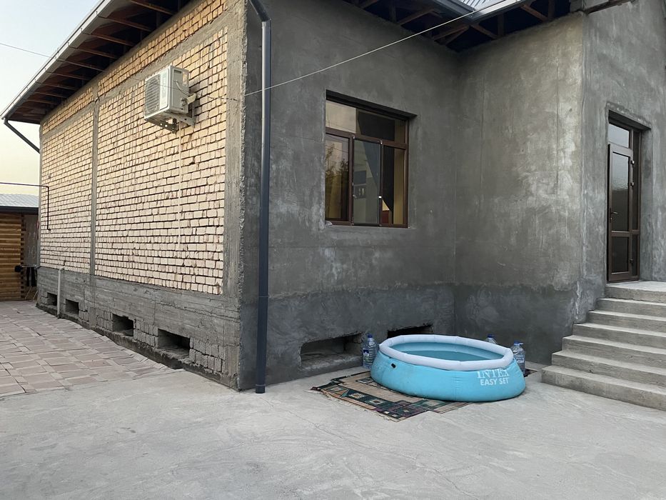 Продается дом 3,5 соток. Все условия есть.