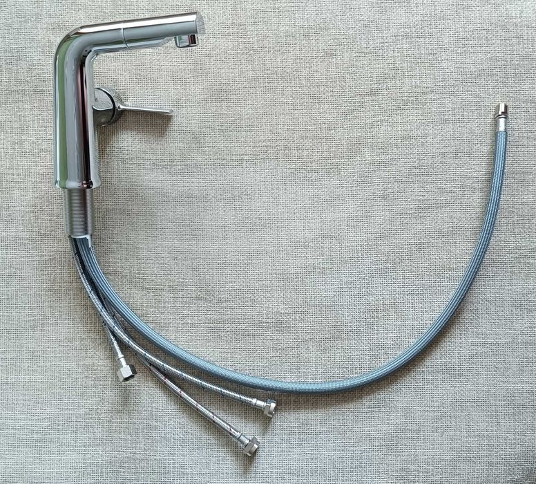 Смесител за мивка с изтеглящ се механизъм. Нов.