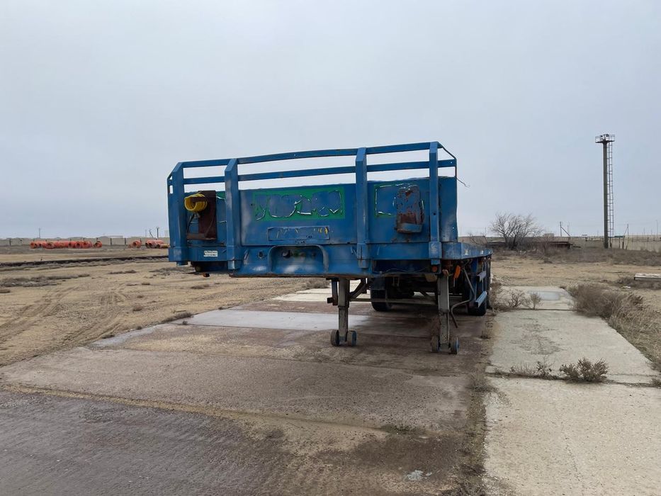 Полуприцепы трехосные на рессорах