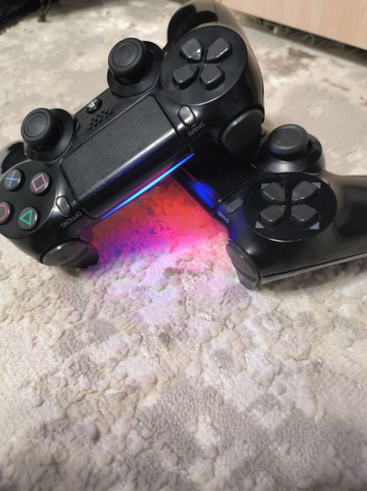 Продам Playstation 4 slim 1 tb