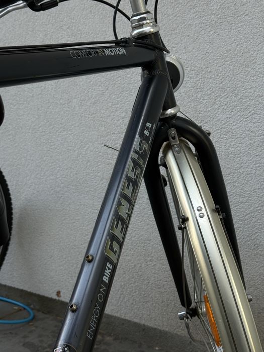 Bicicleta impecabila GENESIS 28