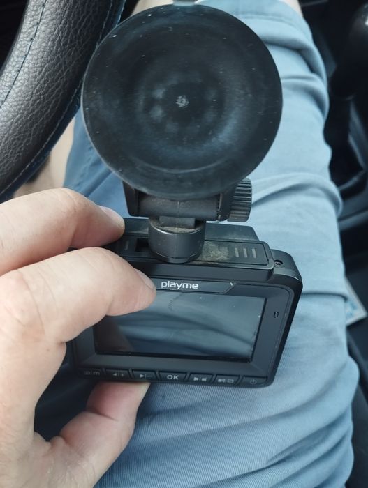 Продам видеорегистратор в автомобиль