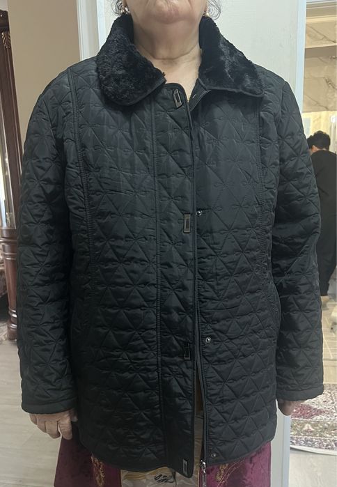 Продаётся женская куртка