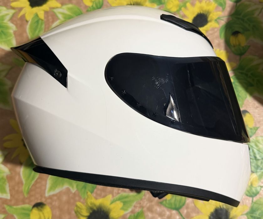 продаю шлем мотошлем