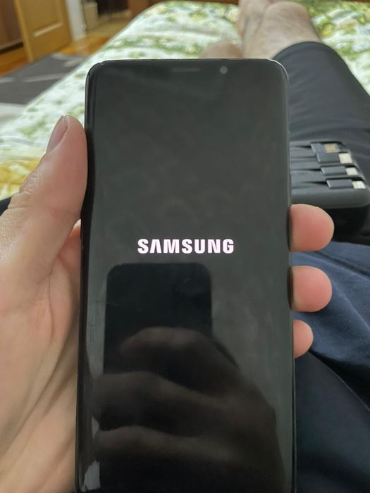 Самсунг s9+ с гарантией
