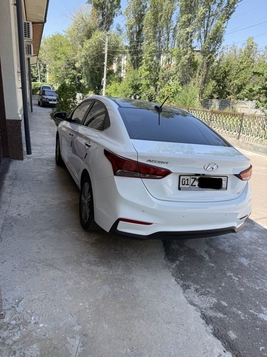 Hyundai accent 2020