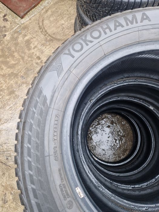 215 60 16 iarna M+S Yokohama