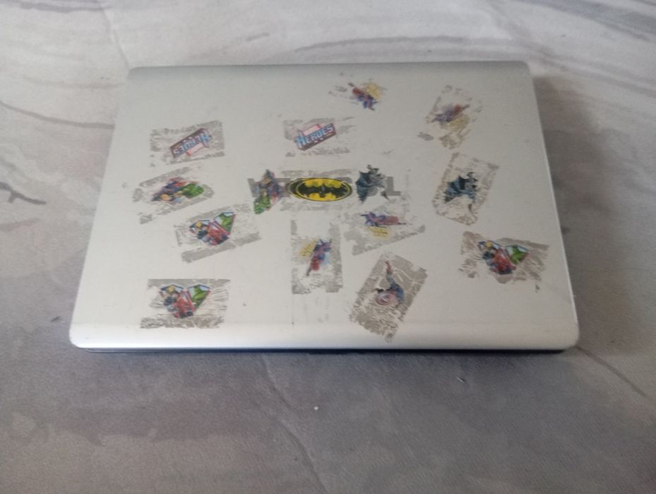 Продам ноутбук на запчасти