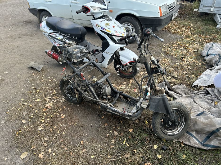 Продам скутер скелет 80 куб