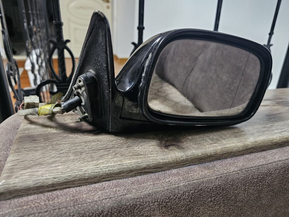 Зеркало от Toyota Windom